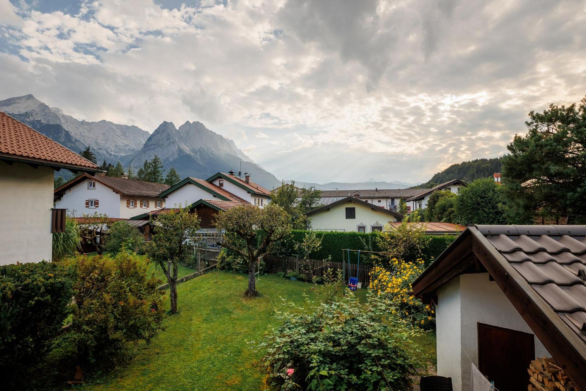 Haus Mit Wunderschoenem Ausblick Und Garten Garmisch-Partenkirchen járás Kültér fotó
